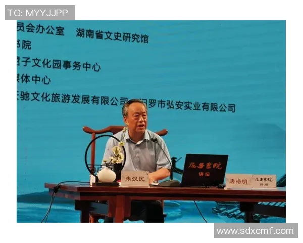 周敏畅谈滑板人生：从初学者到职业选手的心路历程与成长故事